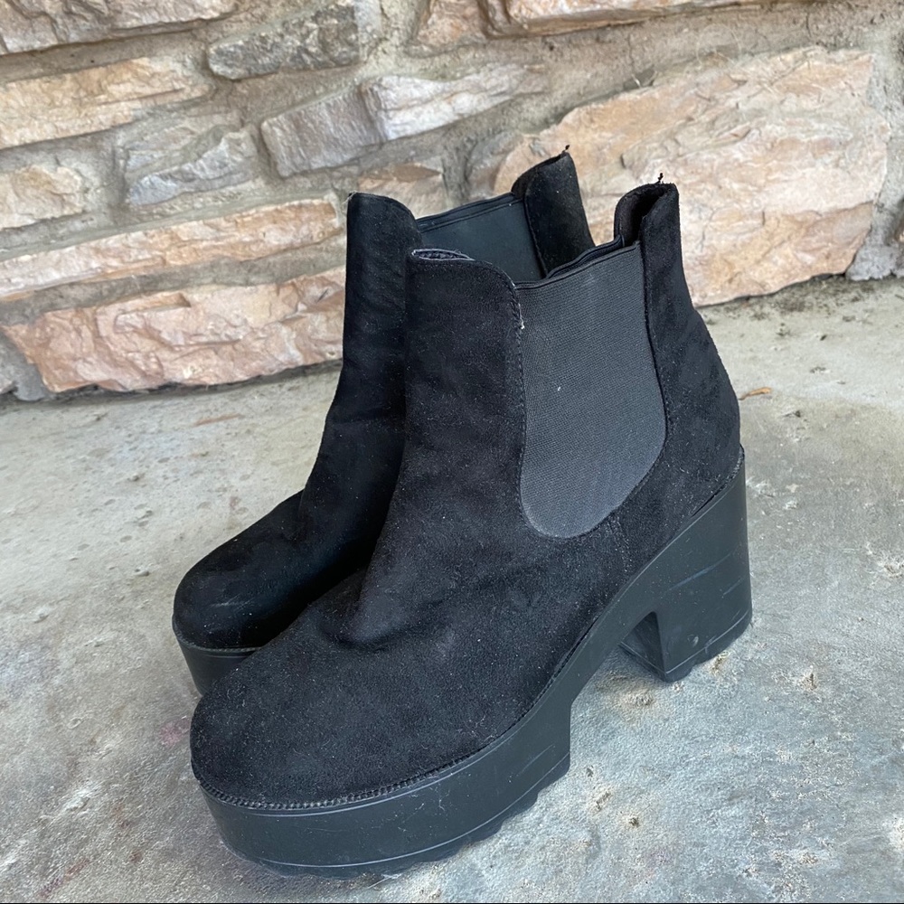 Platform ankle boots